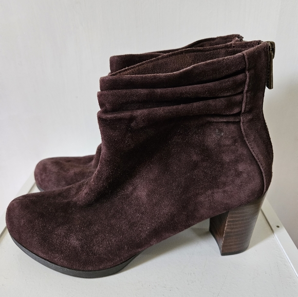 Bella vita suede heeled boots size 7.5 - Picture 4 of 7